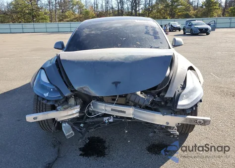 2022 Tesla Model 3 из США, поврежденный, VIN 5YJ3E1EB6NF180981